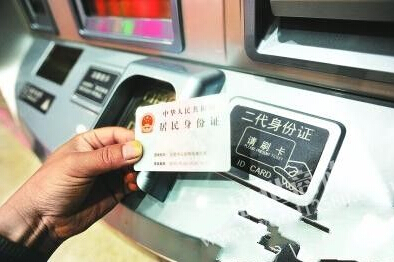 刷身份證才能進大門能防賊嗎？身份證門禁測試